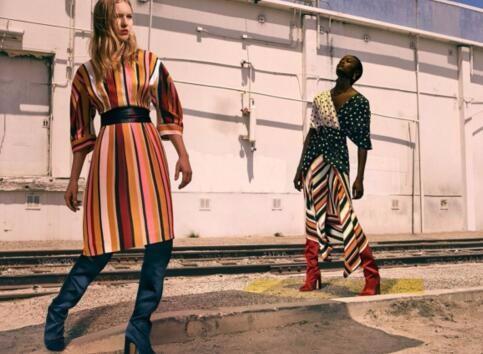 Zara用大胆撞色打造2017最吸睛的早秋风尚